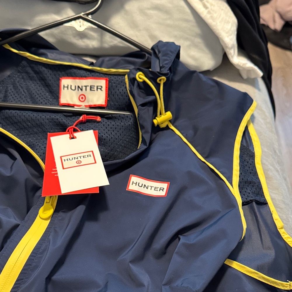 Hunter Navy Hooded Rain Vest with Yellow Trim